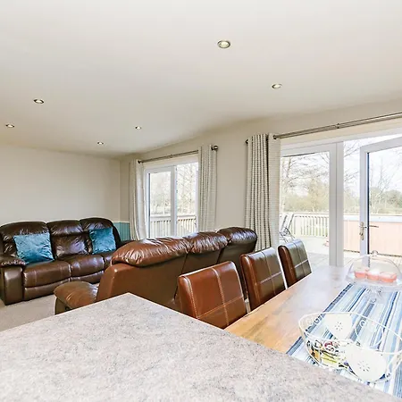 Pickering Lodges База отдыха *